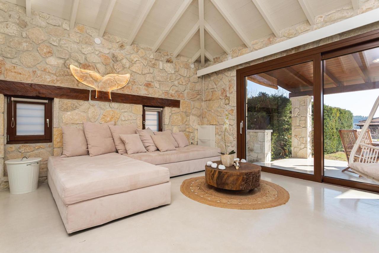 Pure Amber Suite Elani Siviri Exterior photo